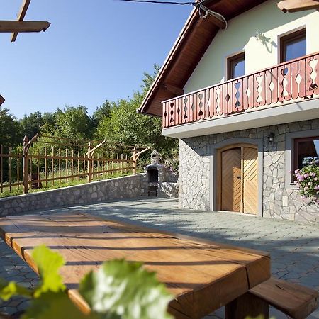 Vineyard Cottage Lustek Novo Mesto Luaran gambar